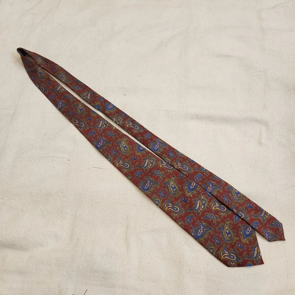 Massimo Bizzocchi Men's Silk Tie Burgundy Red Blue Yellow Paisley Pattern Italy
